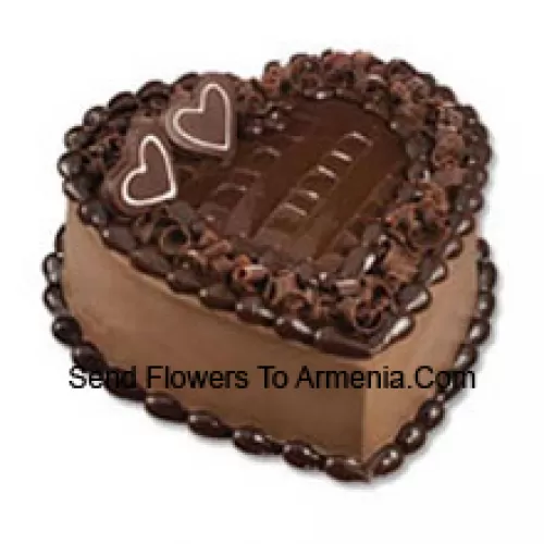 1 Kg (2.2 Lbs) Heart Shaped Chocolate Cake